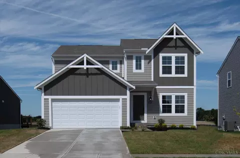 6061 Foothills Dr, Harrison, OH 45030