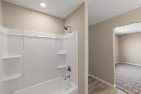 Entry Way - 6061 Foothills Dr, Harrison, OH 45030 photo 5 of 5