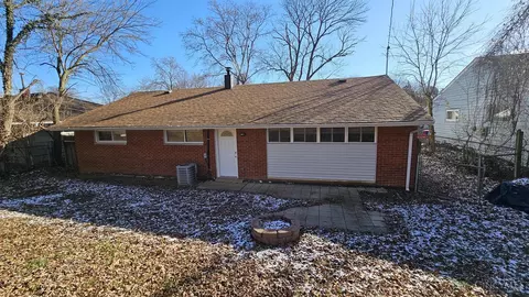8919 Ebro, Cincinnati, OH 45231 photo 17