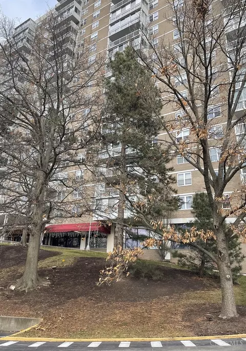 2444 Madison #1803, Cincinnati, OH 45208