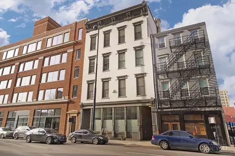 813 Broadway St #302, Cincinnati, OH 45202