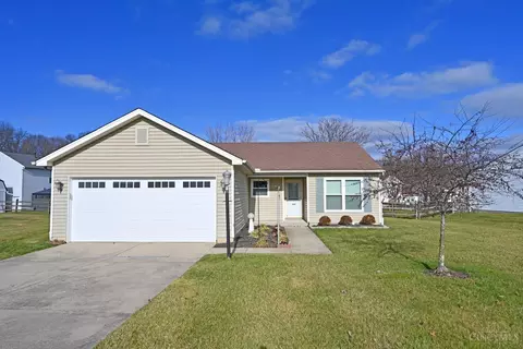 1560 Clearbrook, Amelia, OH 45102