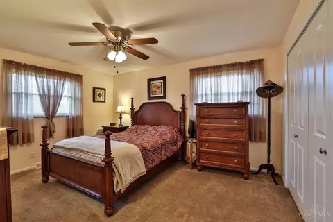8645 Zenith, Cincinnati, OH 45231 photo 18