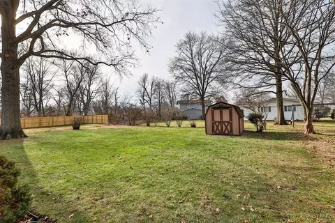 8645 Zenith, Cincinnati, OH 45231 photo 29
