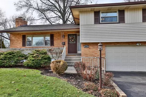 8645 Zenith, Cincinnati, OH 45231 photo 3