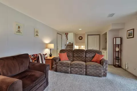 8645 Zenith, Cincinnati, OH 45231 photo 10