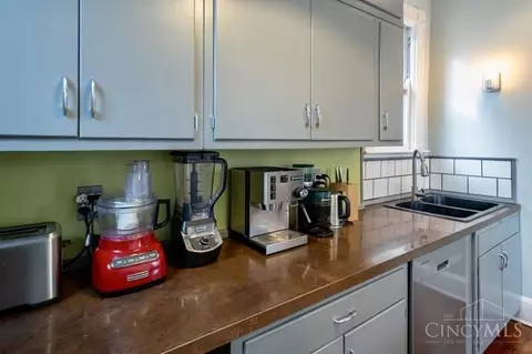 1613 Pullan, Cincinnati, OH 45223 photo 13