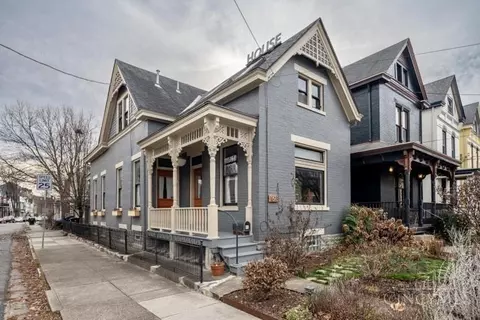 1613 Pullan, Cincinnati, OH 45223