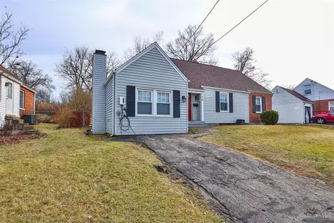 39 Damon, Greenhills, OH 45218 photo 2