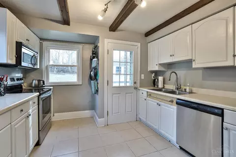 39 Damon, Greenhills, OH 45218 photo 11