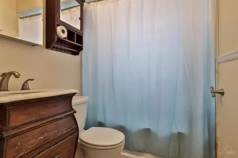 39 Damon, Greenhills, OH 45218 photo 21
