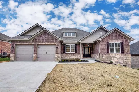 4137 Foxpoint Rdg, Cleves, OH 45002
