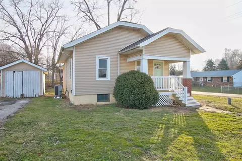 2002 John, Hamilton, OH 45011 photo 2