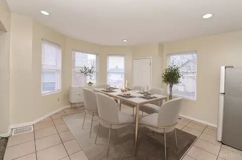 241 Mccormick, Cincinnati, OH 45219 photo 4