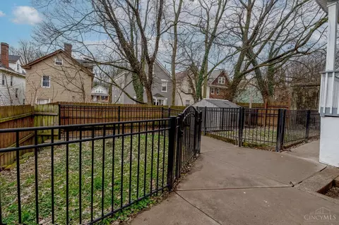241 Mccormick, Cincinnati, OH 45219 photo 14
