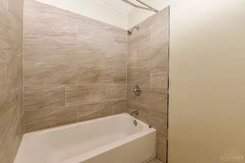 241 Mccormick, Cincinnati, OH 45219 photo 9