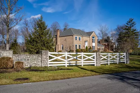 8350 Greenleaf, Cincinnati, OH 45255 photo 2