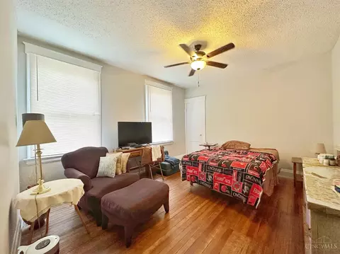 570 Prospect, Cincinnati, OH 45202 photo 4