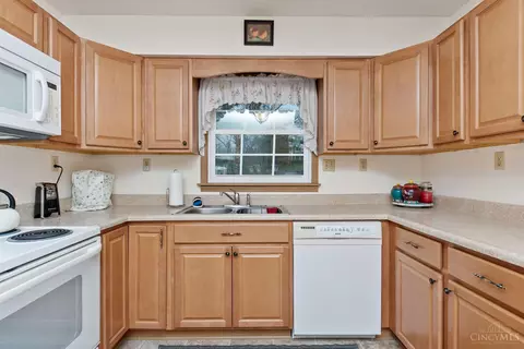 45 Carrington, Georgetown, OH 45121 photo 16