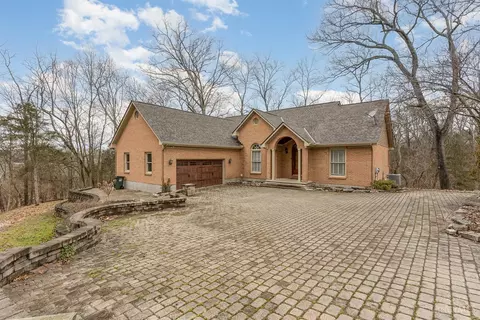 600 Laurel Oaks, Loveland, OH 45140