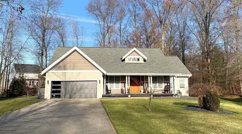 1332 Postcreek, Batavia, OH 45103
