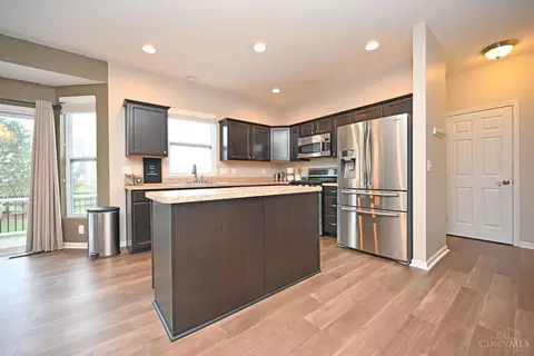 967 Apple Gate, Cincinnati, OH 45245 photo 9