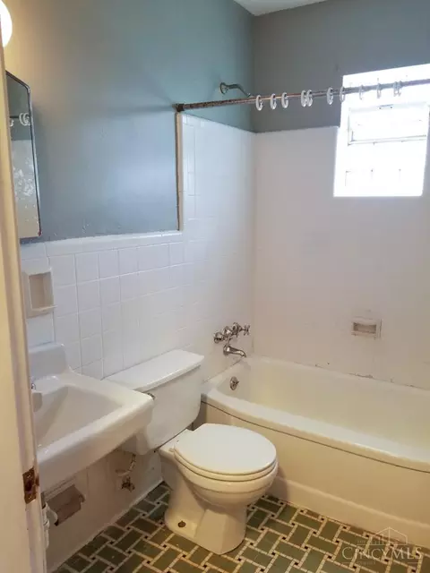 6820 Plainfield, Cincinnati, OH 45236 photo 10