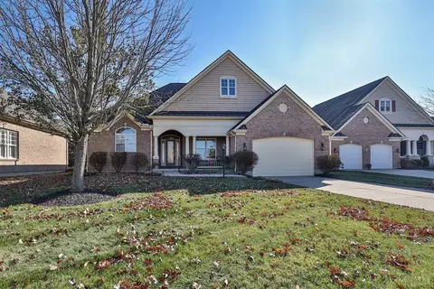 890 Old Crse, Cincinnati, OH 45245