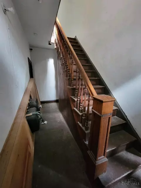 708 State, Cincinnati, OH 45204 photo 3