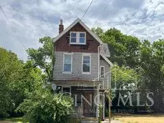 1222 Quebec, Cincinnati, OH 45205