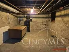 622 Riddle, Cincinnati, OH 45220 photo 4