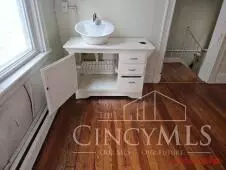 622 Riddle, Cincinnati, OH 45220 photo 18