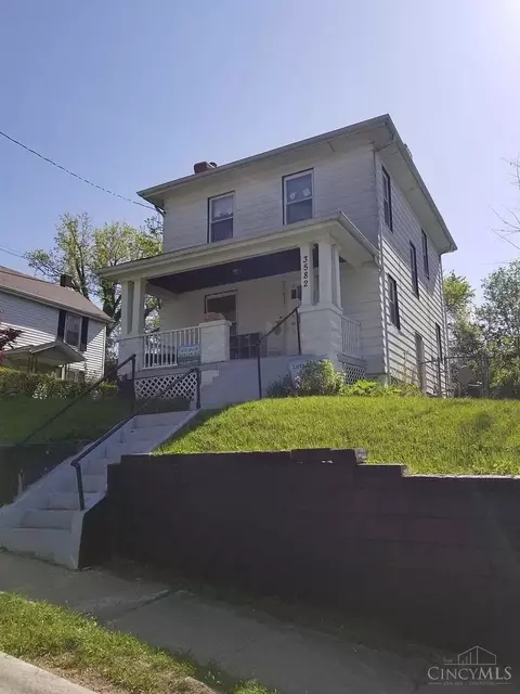 3582 Purdue, Cincinnati, OH 45220
