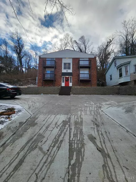 2823 Glenway, Cincinnati, OH 45204