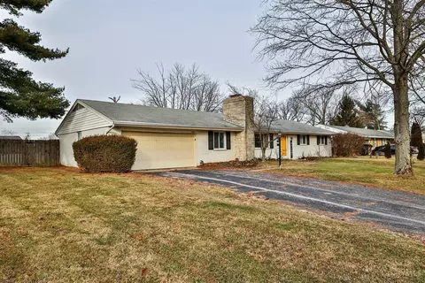 8895 Cavalier, Cincinnati, OH 45231 photo 2