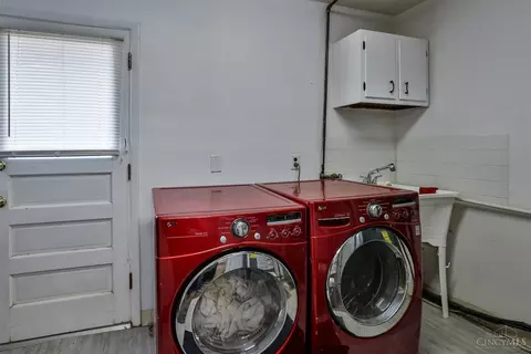 8895 Cavalier, Cincinnati, OH 45231 photo 24