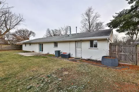 8895 Cavalier, Cincinnati, OH 45231 photo 32