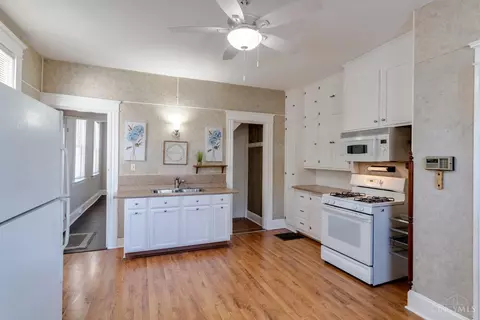 648 Probasco, Cincinnati, OH 45220 photo 14