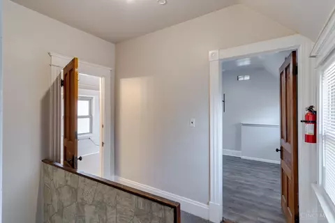 648 Probasco, Cincinnati, OH 45220 photo 17
