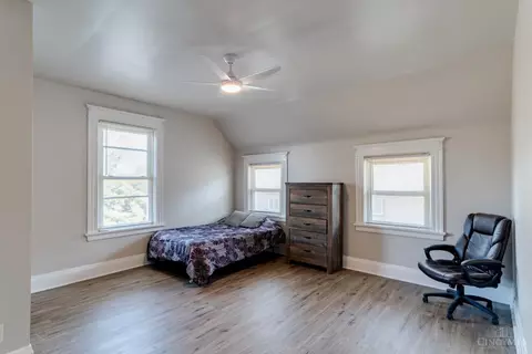 648 Probasco, Cincinnati, OH 45220 photo 19