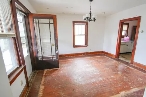 602 Clough, Cincinnati, OH 45245 photo 6