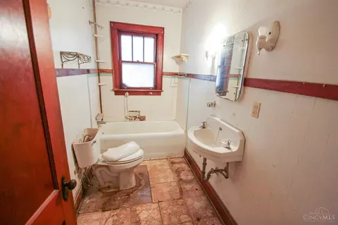 602 Clough, Cincinnati, OH 45245 photo 10