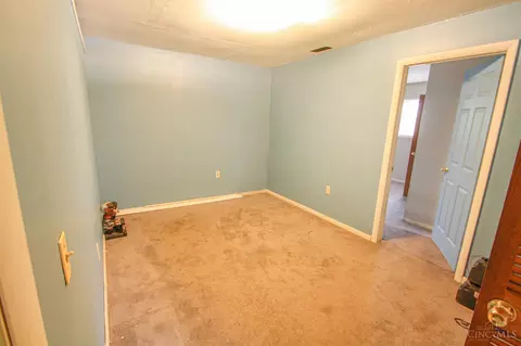 602 Clough, Cincinnati, OH 45245 photo 21