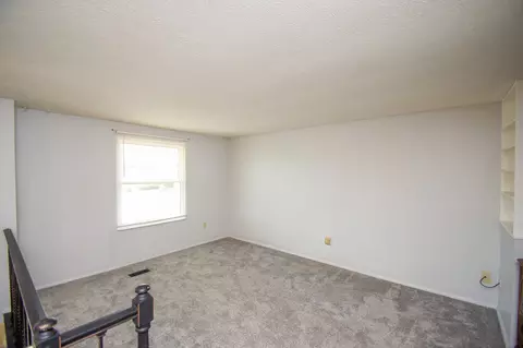 596 Deerfield, Harrison, OH 45030 photo 2