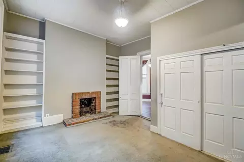 427 Collins, Cincinnati, OH 45202 photo 14