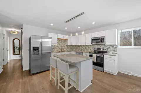 11559 Hanover Rd, Forest Park, OH 45240 photo 9