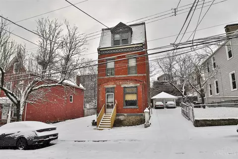 425 Ada, Cincinnati, OH 45219