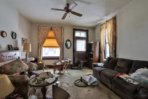 425 Ada, Cincinnati, OH 45219 photo 4