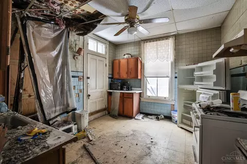 425 Ada, Cincinnati, OH 45219 photo 6