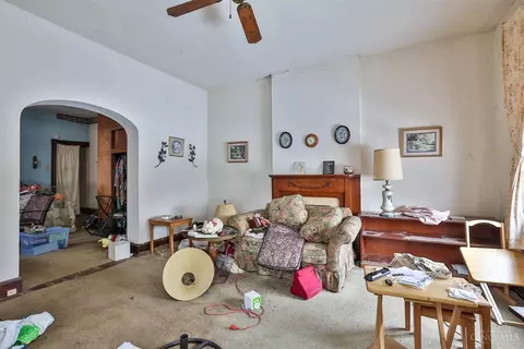 425 Ada, Cincinnati, OH 45219 photo 3